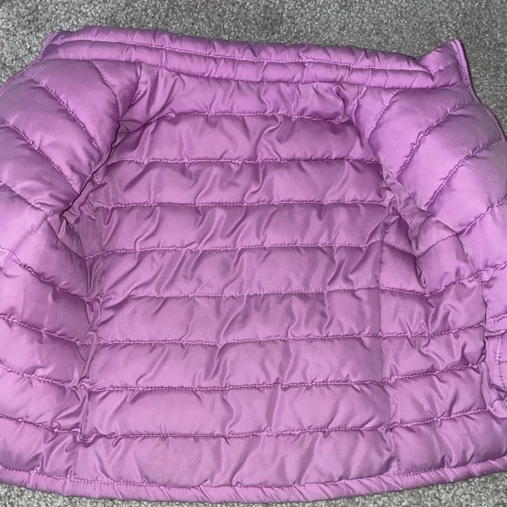 Gap X Disney Minnie Mouse Reversible Puffer Jacket - 2t